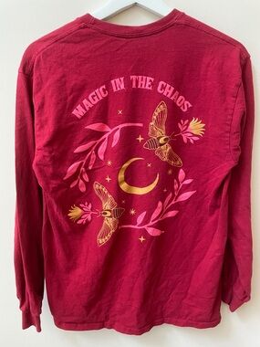 Dravus Red Graphic Long-Sleeve Tee